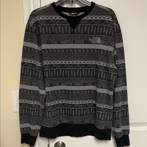 The North Face Men's Alpine Long Sleeve Crewneck-Black and Gray-Small